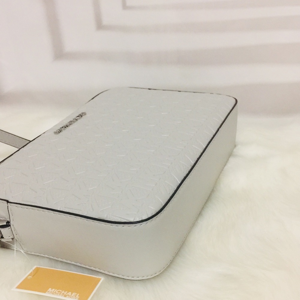 Michael Kors debossed leather Crossbody bag - Picture 7 of 11
